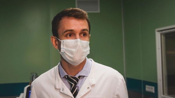 Врачи-рабы. К чему приведет закон об обязательной отработке медиков в ОМС после вуза