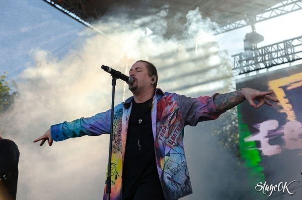 Голос урбанистической меланхолии — слушаем новый альбом петербургской группы «Сердце Тру»