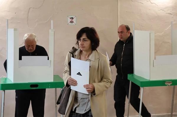 Парламент Грузии одобрил лишение голоса граждан за рубежом | Выборы