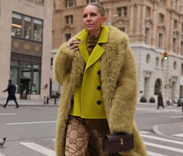 Зеленая фея: как и с чем носить трендовый цвет шартрез этой зимой