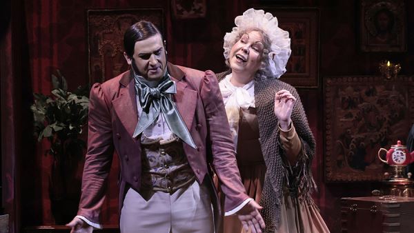 Торг у местных: Гергиев вернул &laquo;Мертвые души&raquo; в афишу Большого