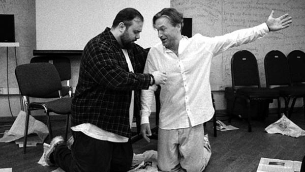 Полны коробочки: SHAMAN в Кремле и «Бриллиантовая бабочка» Никиты Михалкова