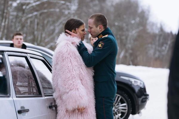 «В зоне боевых действий хотят слышать не только духоподъемные песни»