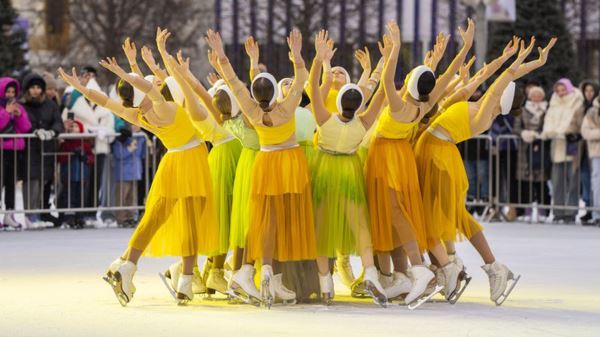 В сказку попадаем: &laquo;Щелкунчик&raquo; в Мариинке и ГУМ-каток на Красной площади