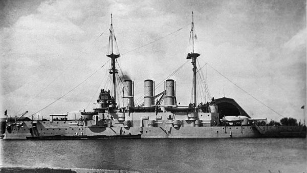 Полны коробочки: SHAMAN в Кремле и «Бриллиантовая бабочка» Никиты Михалкова