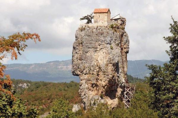 Андрей Кончаловский отвечает на&nbsp;вопросы сердитых зрителей: "Я&nbsp;писал не&nbsp;историю ВКП(б), а&nbsp;кинороман"