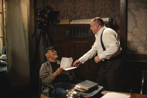 Андрей Кончаловский отвечает на&nbsp;вопросы сердитых зрителей: "Я&nbsp;писал не&nbsp;историю ВКП(б), а&nbsp;кинороман"