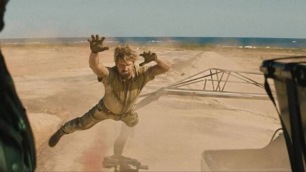 Азарт дороже денег: самые опасные трюки каскадеров в кино