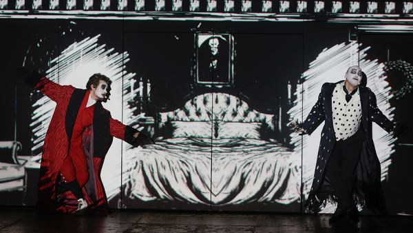 Полны коробочки: SHAMAN в Кремле и «Бриллиантовая бабочка» Никиты Михалкова