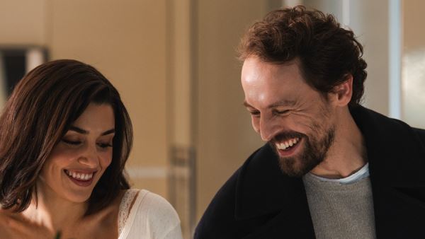 Главные — герои: комедия «Есть только МиГ» и «Письмо Деду Морозу» с Наталией Орейро