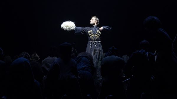 Звук и ярость: Кончаловский выпускает «Макбет» под Pink Floyd