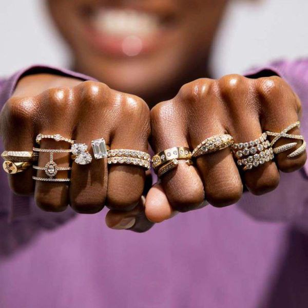 Жемчуг, ассиметрия, цепи XXL: разбираем ювелирные тренды сезона