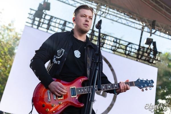 Голос урбанистической меланхолии — слушаем новый альбом петербургской группы «Сердце Тру»