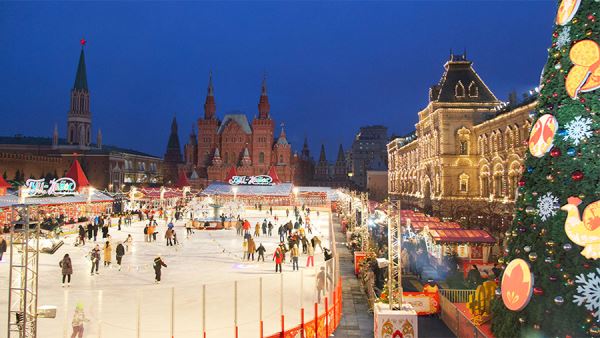 В сказку попадаем: &laquo;Щелкунчик&raquo; в Мариинке и ГУМ-каток на Красной площади