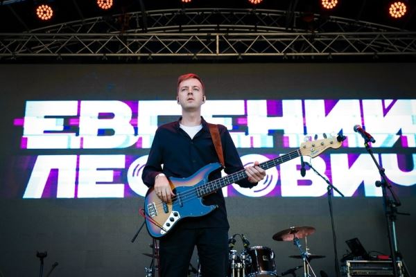 «Энергия чисел» и пост-рока. Слушаем новый EP Евгения Леоновича