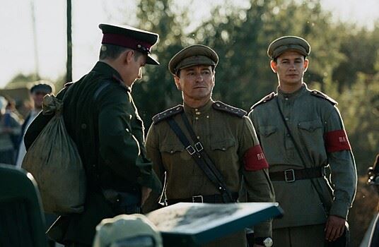 Кинотеатры объяснили любовь ВЦИОМ к фильму «Август»