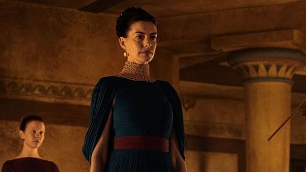 Том Холланд, Энн Хэтэуэй и Миа Гот — на кадрах «Одиссеи» Кристофера Нолана